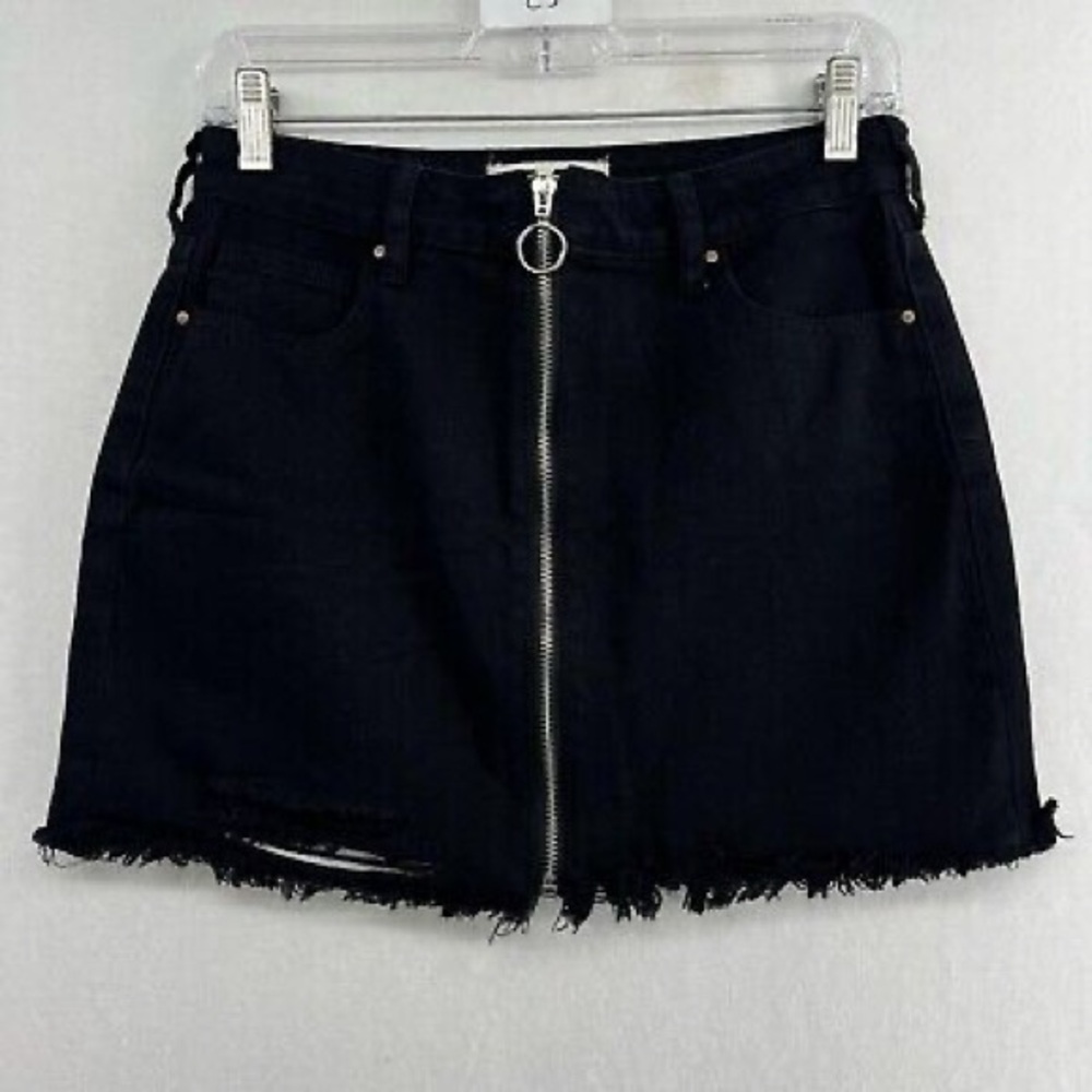 BRAND NWT Pacsun Jean Mini Skirt Black Zipper Front Dark Wash Raw Hem Denim